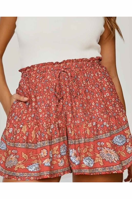 Plus size shorts in red boho print