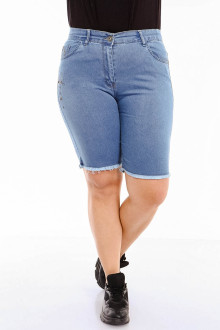 Short summer plus size jeans with embroidery