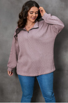 Loose plus size sweater with figure fabric in ash pink