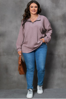 Loose plus size sweater with figure fabric in ash pink