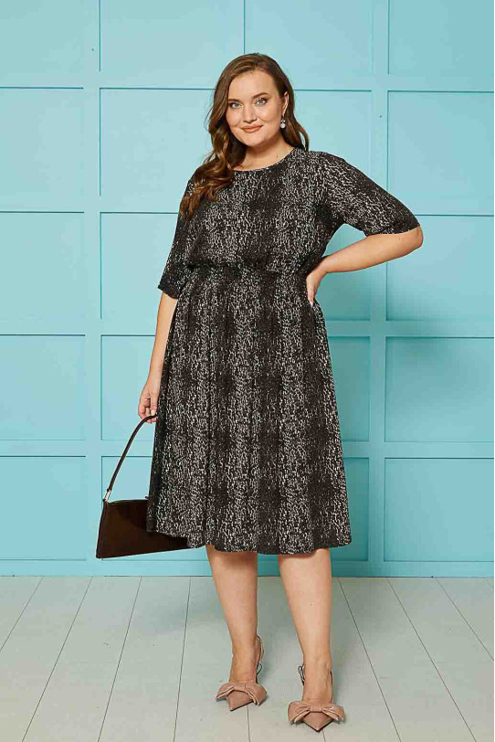 Midi dress in dark leopard